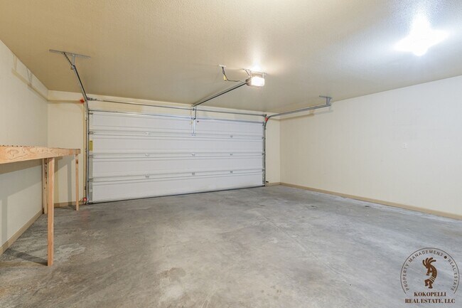 Building Photo - 3090 Aberdeen Ln