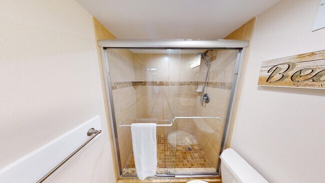 Building Photo - 5855 Midnight Pass Rd