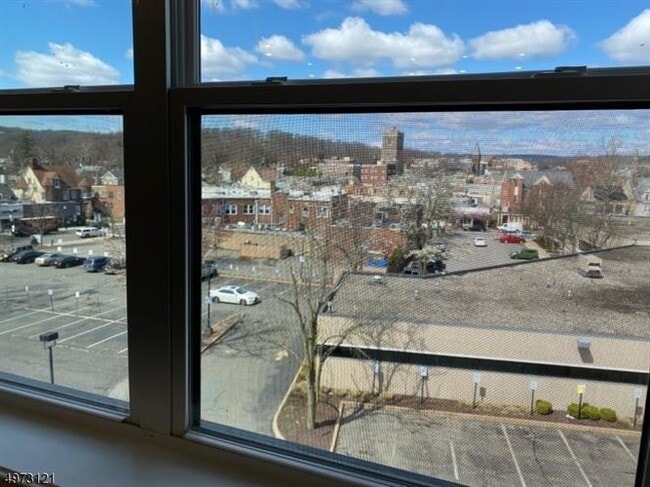 Building Photo - 211 South St