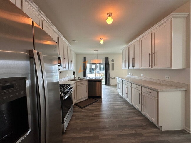 Building Photo - 1765 E 110th Pl