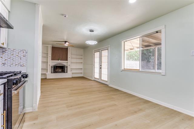 Building Photo - 2018 Vail Dr