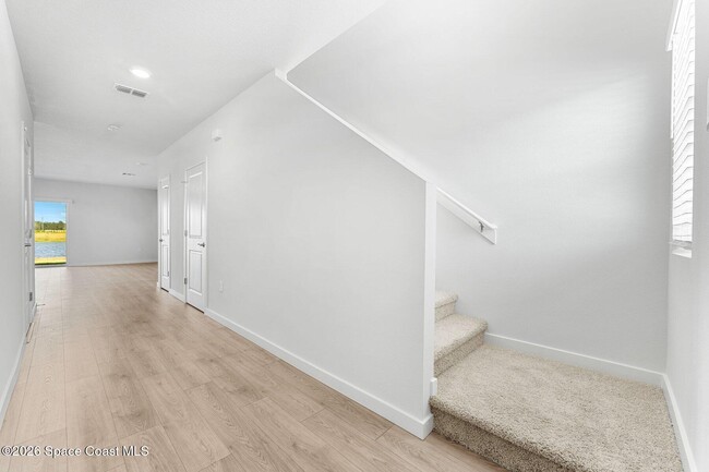 Building Photo - 9734 Venetian Sq