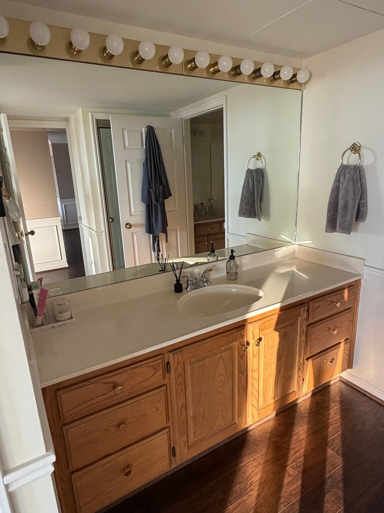 Building Photo - 426 S 1000 E