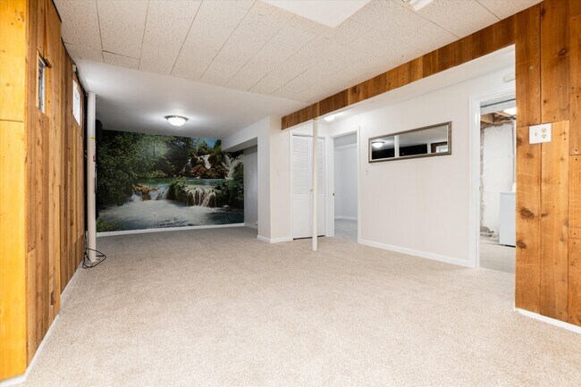 Building Photo - 13123 Spica Dr