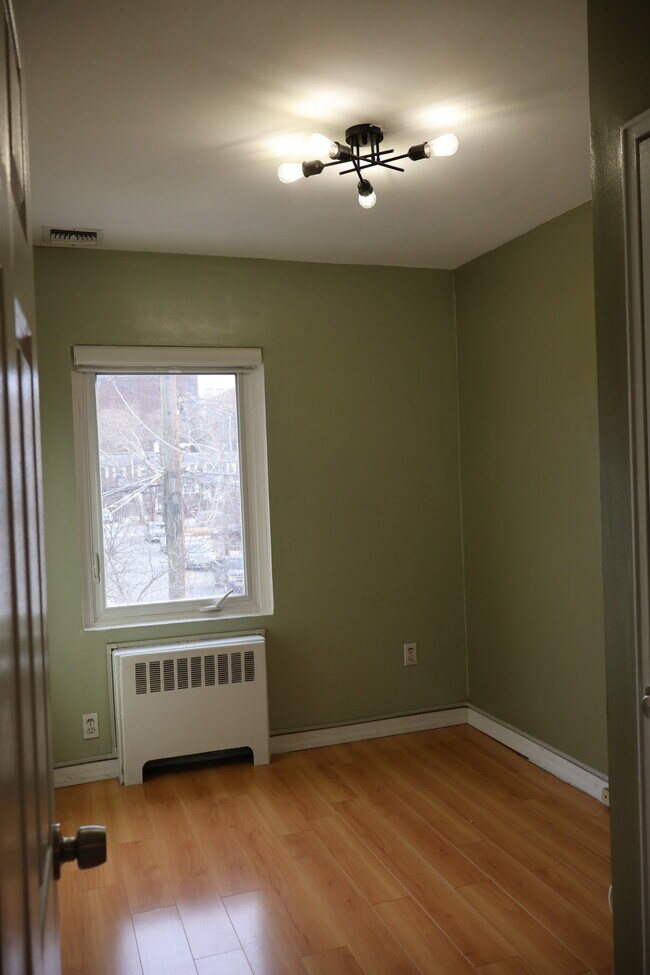 Building Photo - 31 Towers St