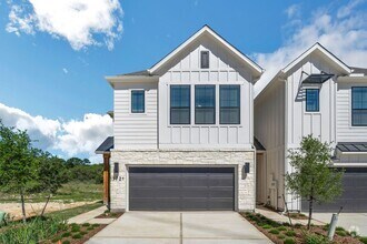 Building Photo - Luxury Living! Beautiful New Construction ...