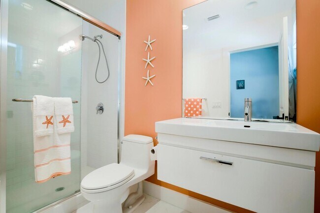 Building Photo - 461 Jupiter Ln