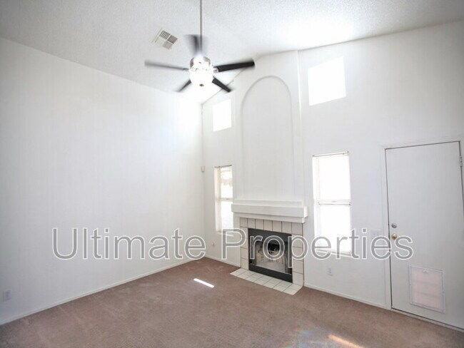 Building Photo - 3128 N Ivory Ln