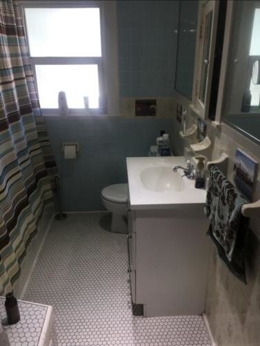 Building Photo - 1051 7th Ave N