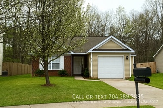 Building Photo - 5307 Fernhill Dr