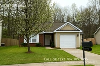 Building Photo - 5307 Fernhill Dr