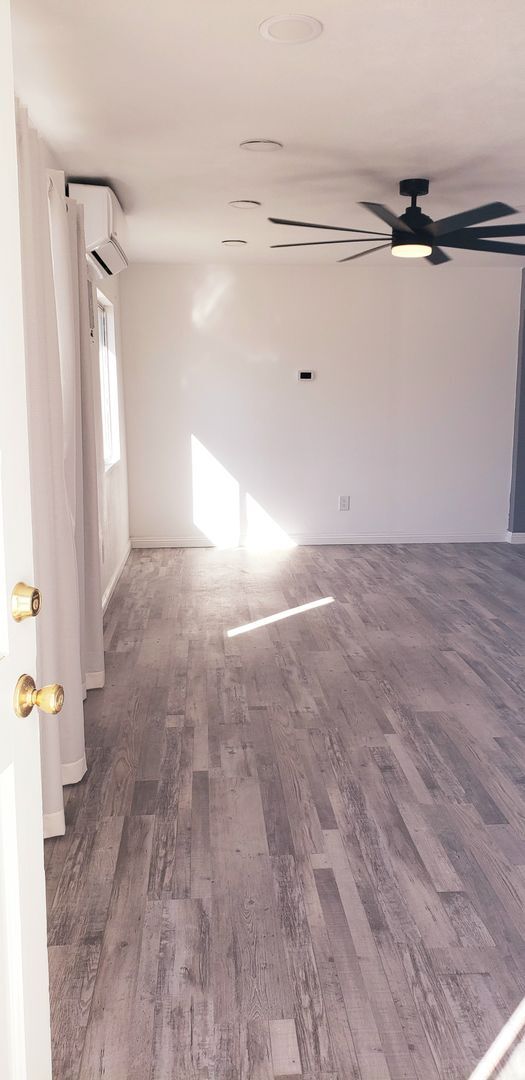 Building Photo - 6424 Mountain View St