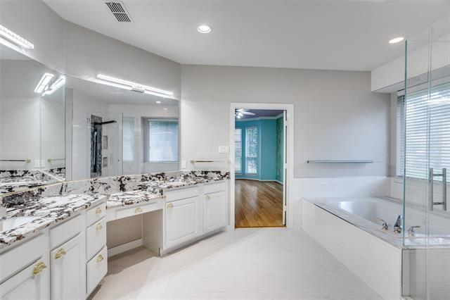 Building Photo - 4404 Staten Island Dr