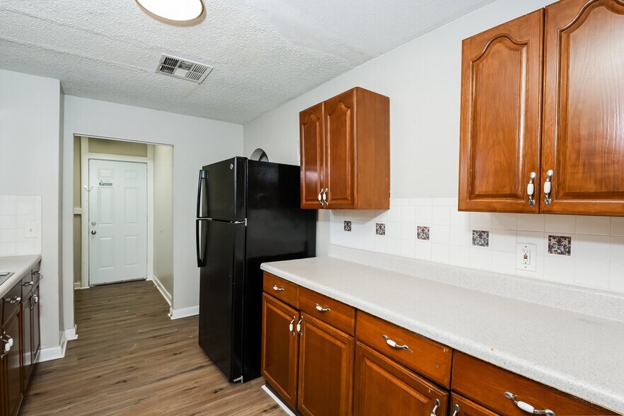 Building Photo - 4314 Pine Hills Cir