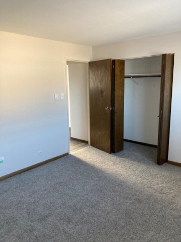 Building Photo - 6216 W 65th St