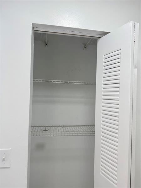 Building Photo - 7630 Westwood Dr