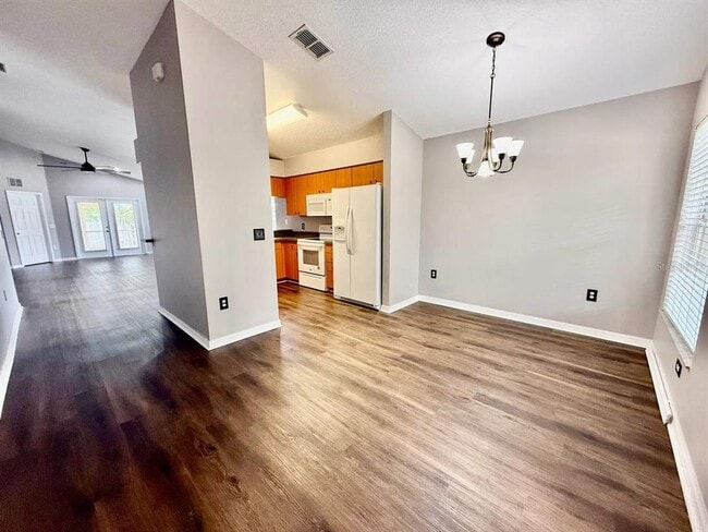 Building Photo - 6959 S Manhattan Ave