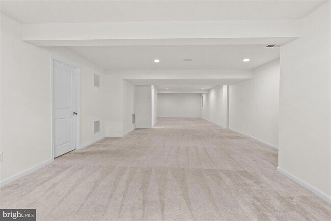 Building Photo - 109 Emperor Dr