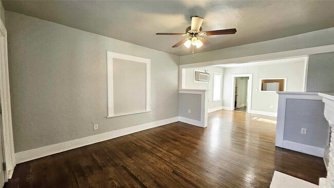 Building Photo - 1312 NW 12th St