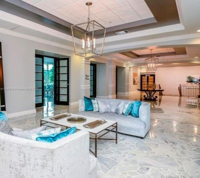 Building Photo - 2501 S Ocean Dr