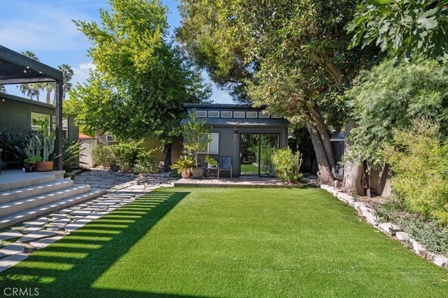 Building Photo - 22041 San Miguel St