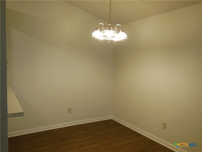 Building Photo - 604 Frostwood Dr
