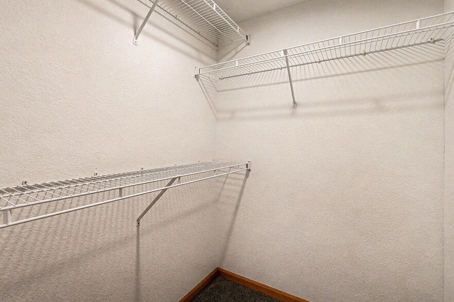 Walk-in closet in one bedroom - 1221 University Ave