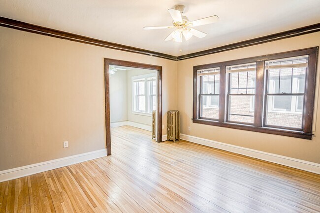 Building Photo - 935 Goodrich Ave