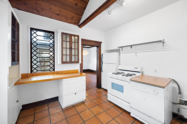 Building Photo - 1517 Indiana St