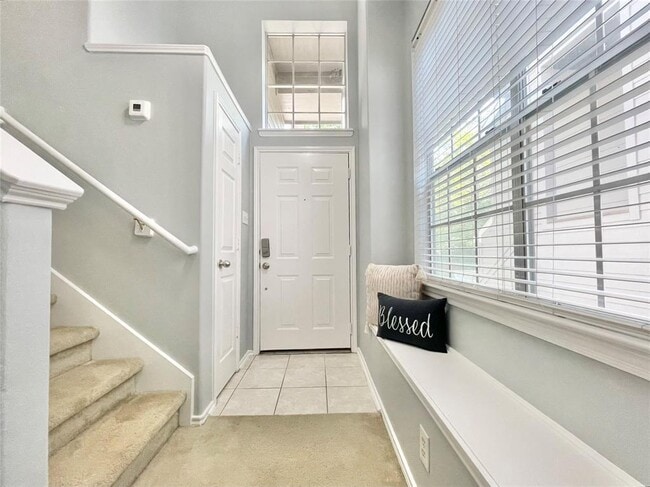 Building Photo - 46 Marble Rock Pl