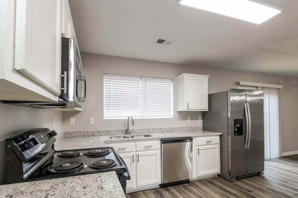 Building Photo - 9965 Branley Oak Dr