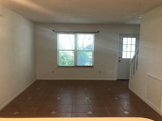 Building Photo - 615 Bowers Ct