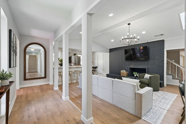 Building Photo - Luxury 5-Bedroom Retreat with Pool & Game Room