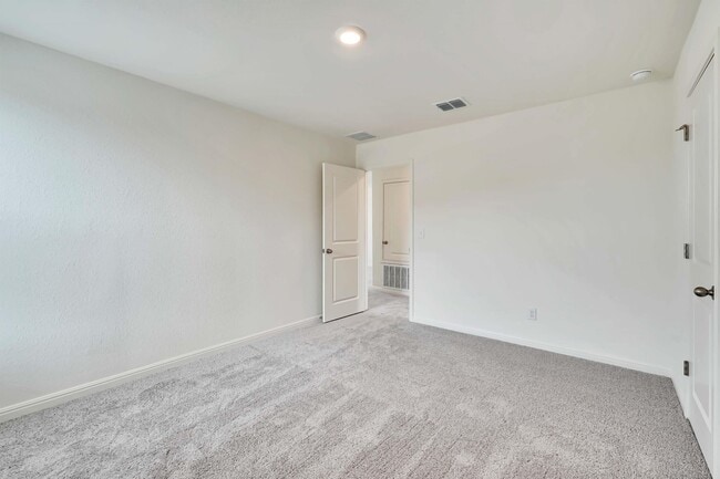 Building Photo - 413 Redfish Ln