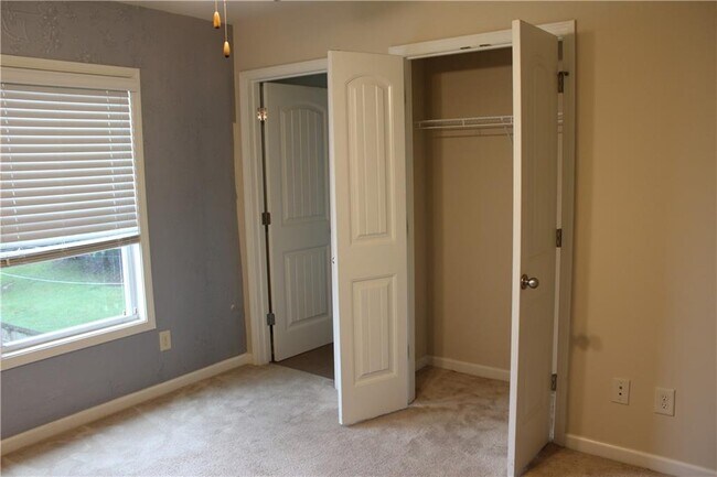 Building Photo - 3054 Turman Cir