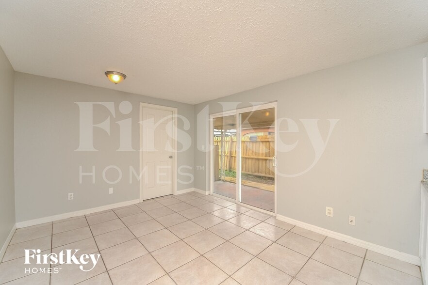 Building Photo - 8509 Olympic Ct