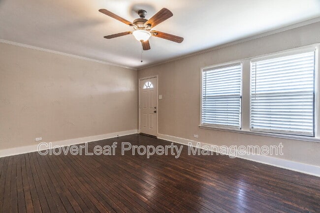 Building Photo - 2423 W Huisache Ave