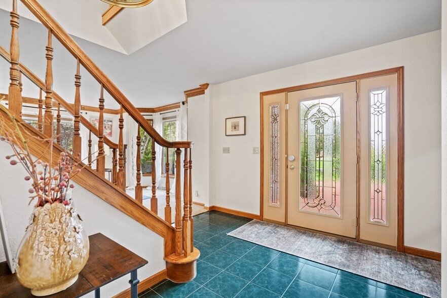 Building Photo - N53W16142 Waldens Pass