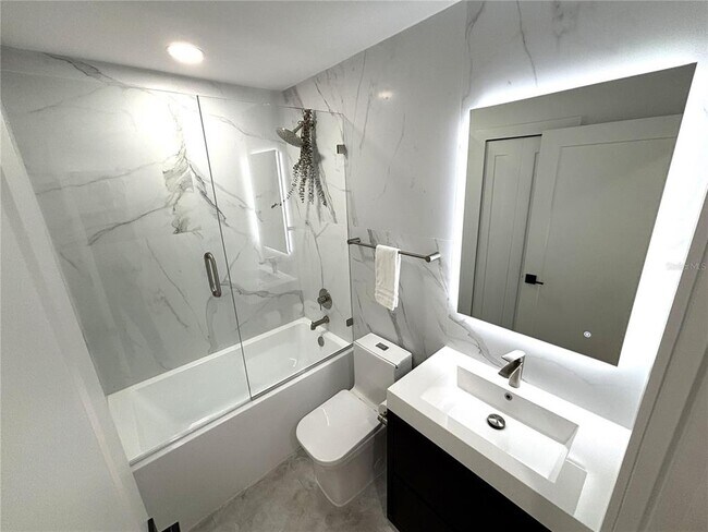 Building Photo - 268 Lemonlily Ct