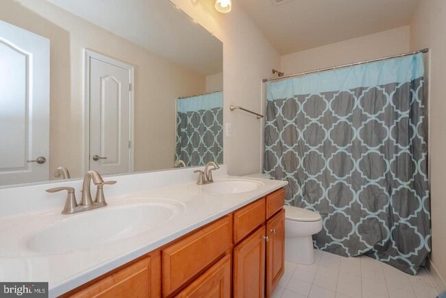 Building Photo - 7349 Mockingbird Cir