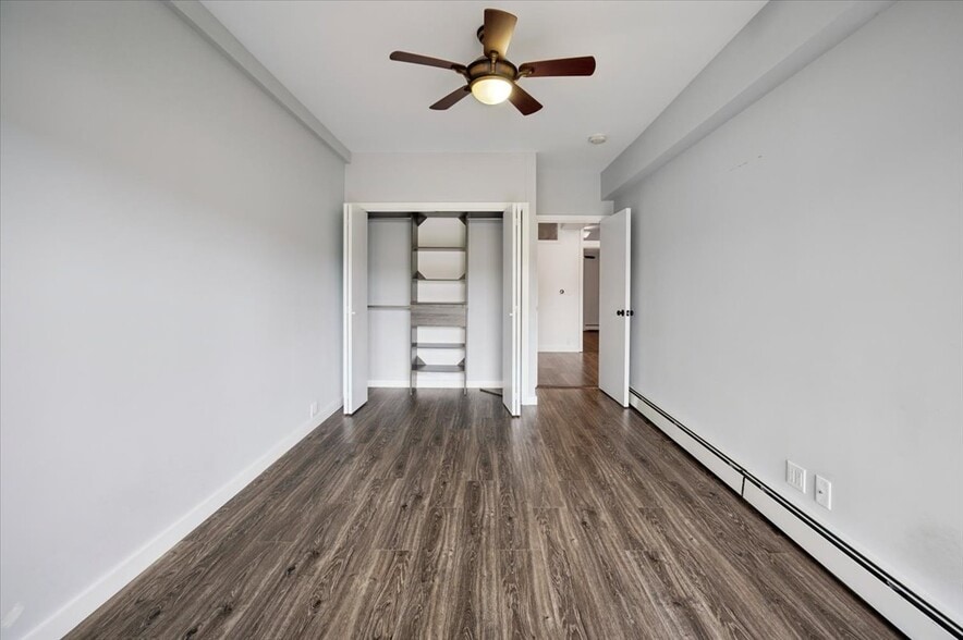 Building Photo - 727 Warburton Ave