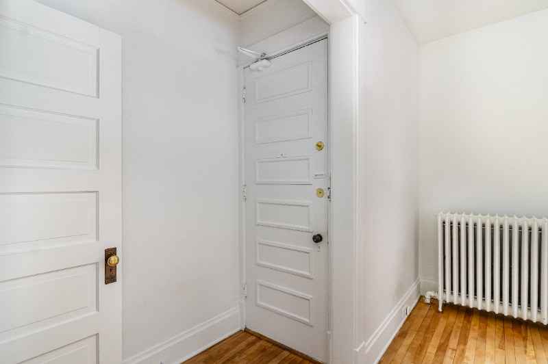 Building Photo - 822 W 35th St