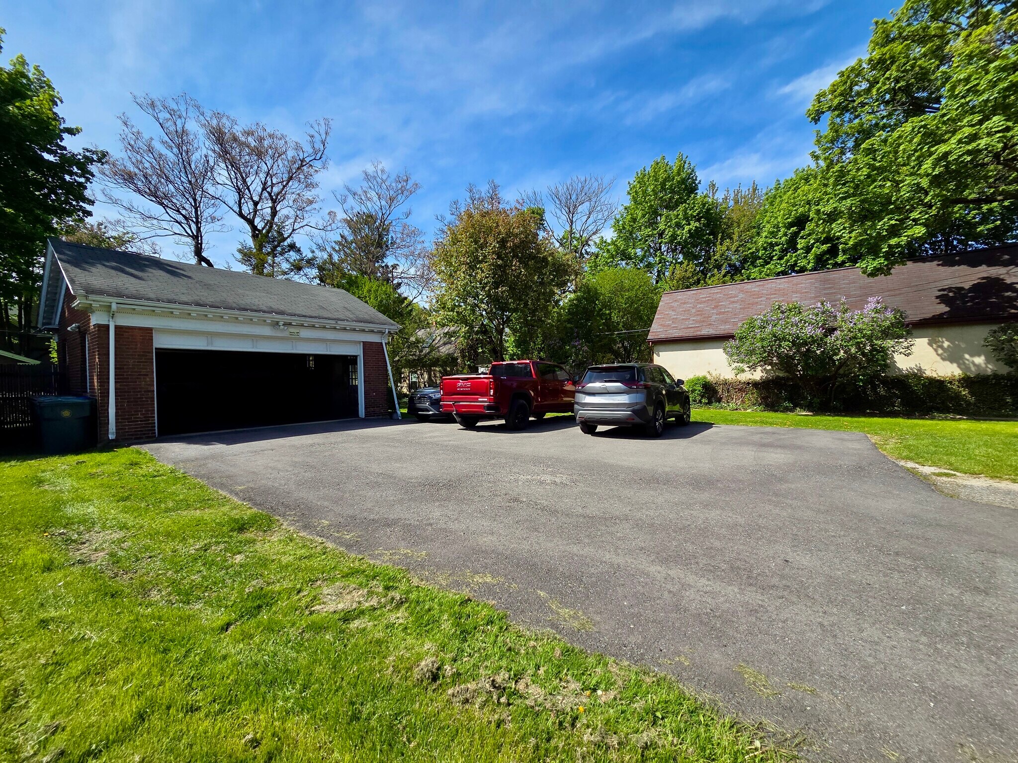 Building Photo - 337 Culver Rd