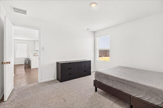 Building Photo - 7909 Thor Dr