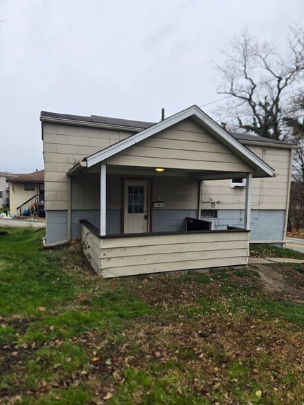 Building Photo - 1007 Burtner Rd