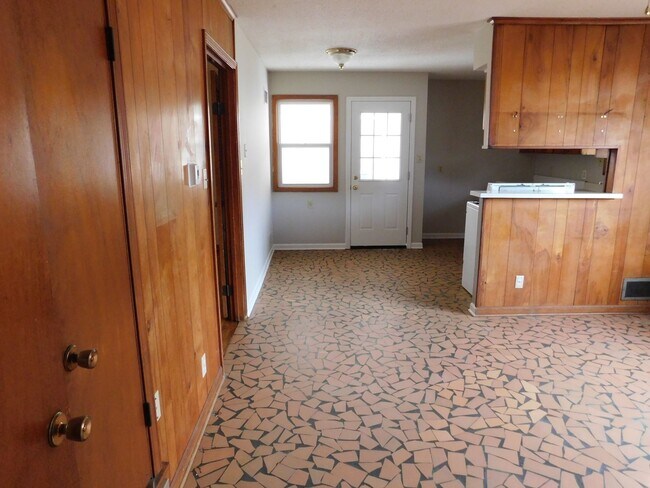 Building Photo - 8349 Cedarbrush Dr