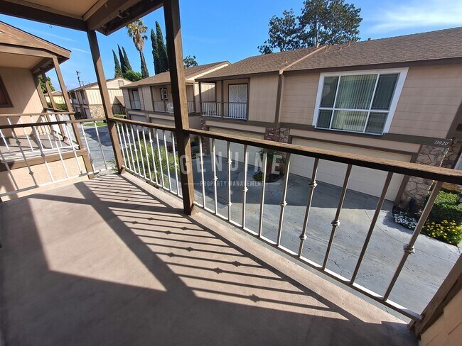 Building Photo - 11021 Cobblestone Ln