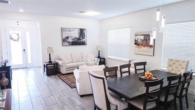 Building Photo - 2019 Soaring Oak Wy