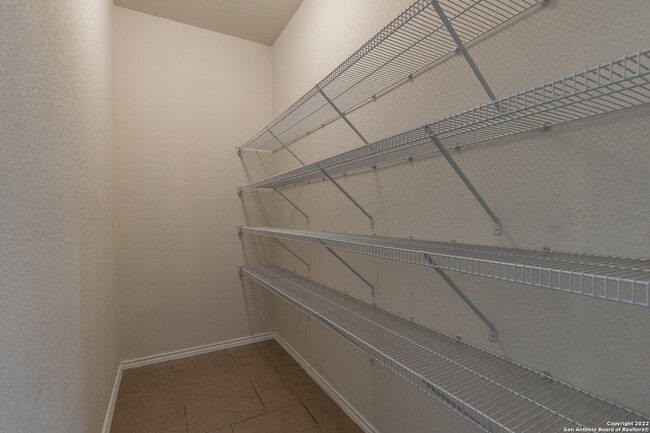 Building Photo - 1434 Kedros-