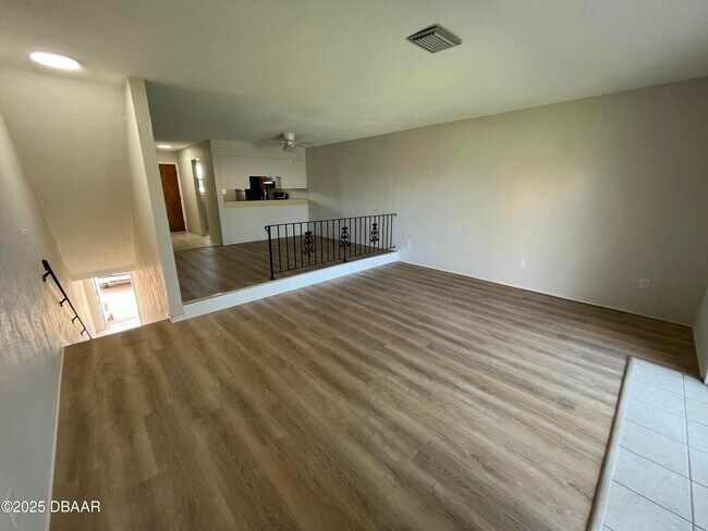Building Photo - 3635 Cardinal Blvd